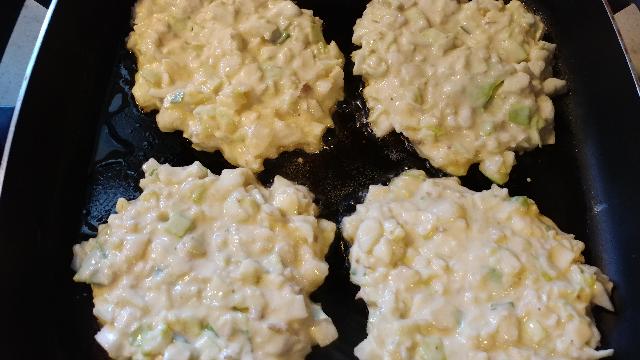 Okonomiyaki
                                                           before flip.